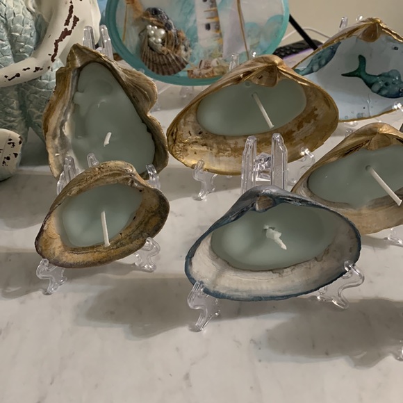 Homemade Soy Wax Candle in a Seashell Ocean Breeze Scented - Picture 12 of 12